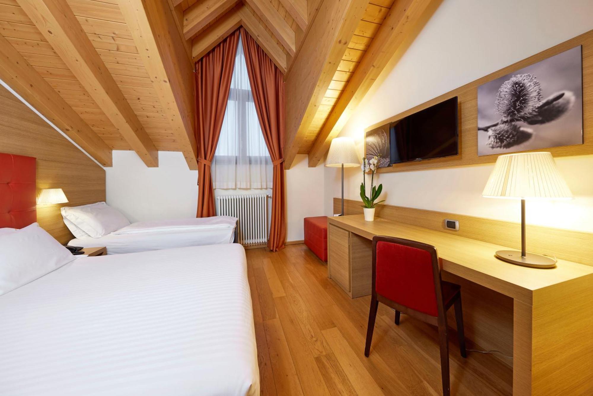 Blu Hotel Acquaseria Ponte Di Legno Rum bild